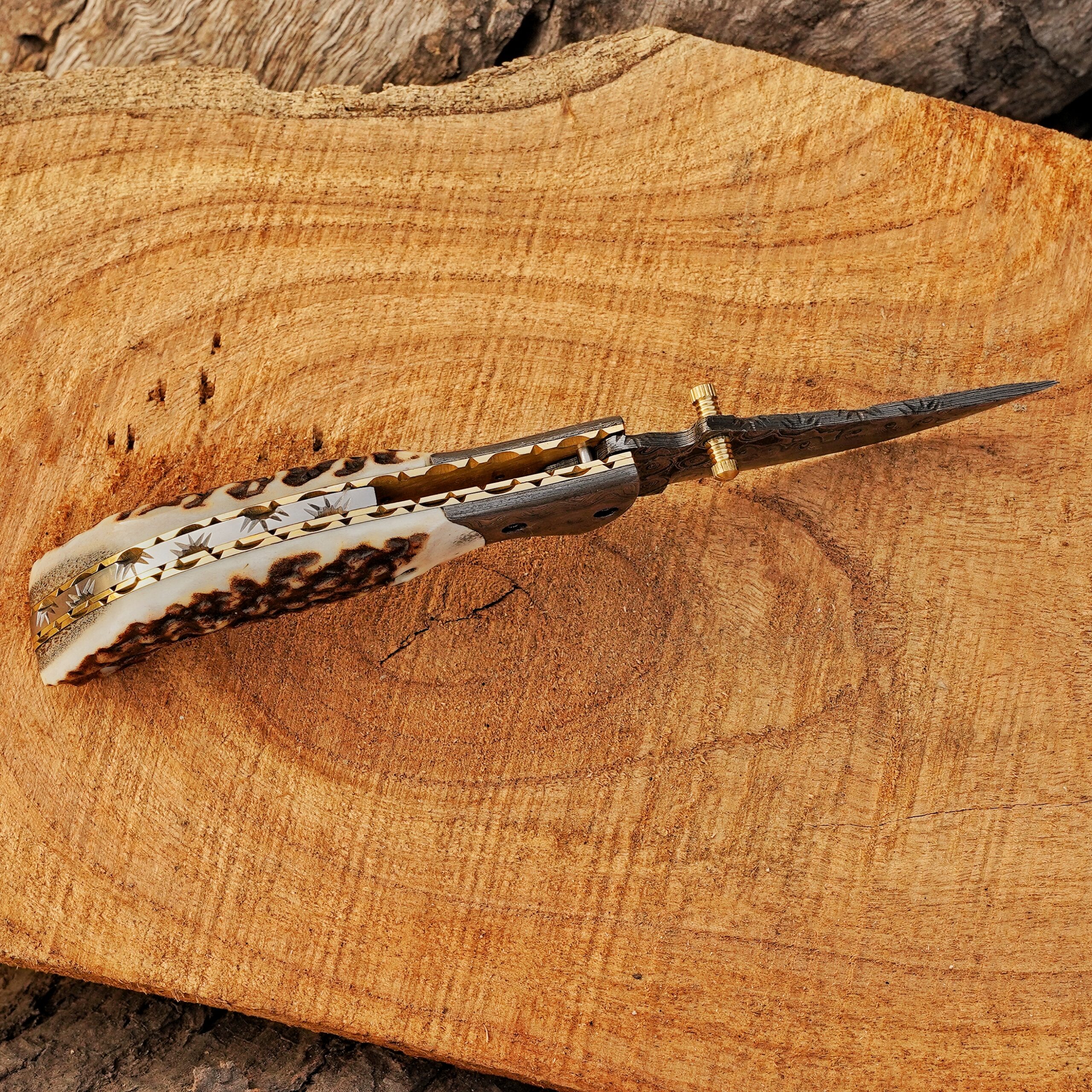 Handmade Damascus Folding Pocket Knife – Natural Stag Horn Handle EDC Knife – Damascus Bolster Hunting Knife – 7 Inch Custom Gift for Men - Image 3